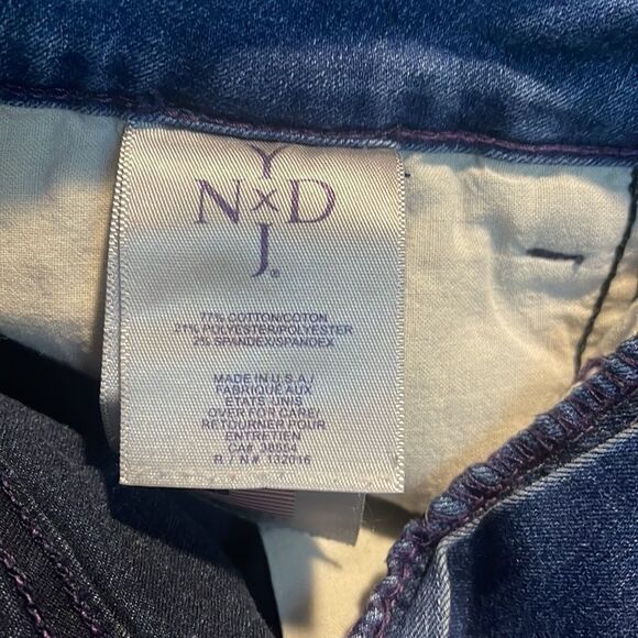 NYDJ size 10 EUC Jeans skinny - Picture 5 of 6